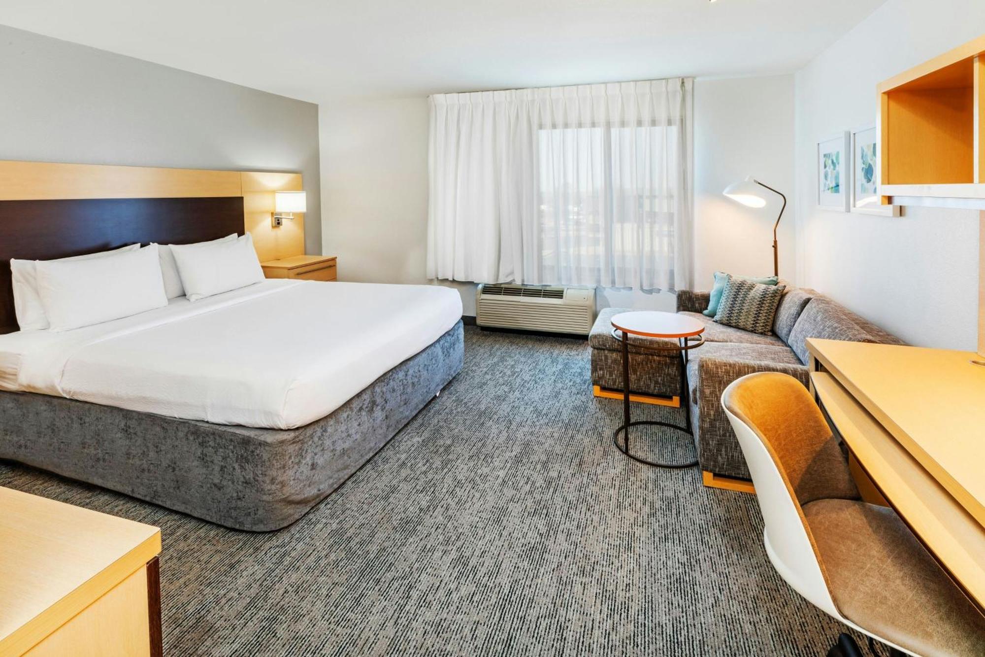 Towneplace Suites By Marriott Tulsa Broken Arrow Exterior photo