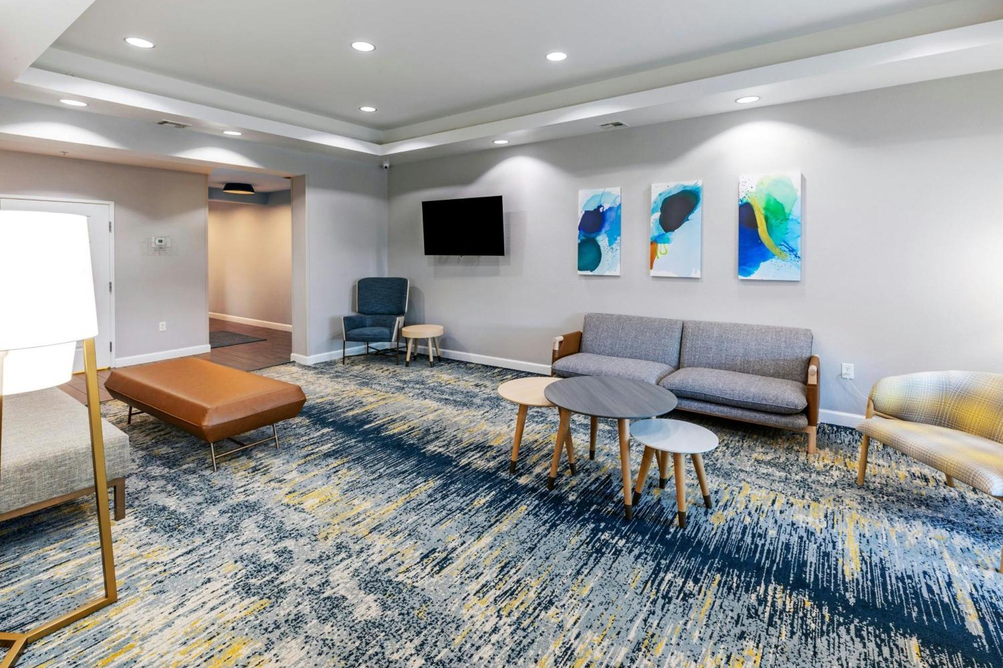 Towneplace Suites By Marriott Tulsa Broken Arrow Exterior photo
